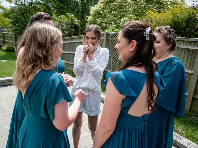 Simon and Chloe&apos;s Wedding in Aylesbury, Buckinghamshire 12