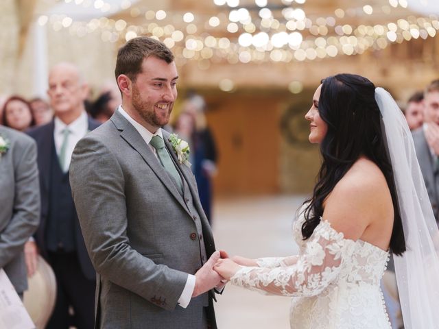 Jordan and Maddy's Wedding in Brize Norton, Oxfordshire 8