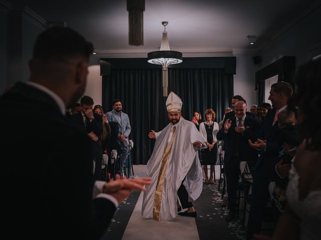 Ollie and Daisy's Wedding in Six Mile Bottom, Cambridgeshire 23