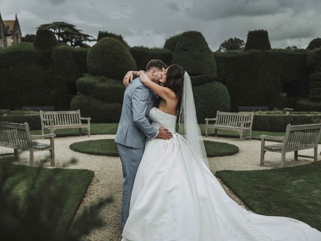 Gareth and Kelly's Wedding in Stratford Upon Avon, Warwickshire 21