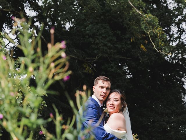 Francois Xavoir and Cindy&apos;s Wedding in Hertford, Hertfordshire 90