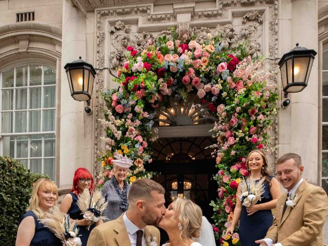 Terry and Ellie's Wedding in Chelsea, South West London 24