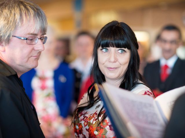 Gordon and Fiona's Wedding in Lymm, Highlands 5