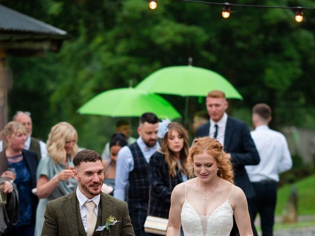 Tom and Elsie&apos;s Wedding in Liskeard, Cornwall 23