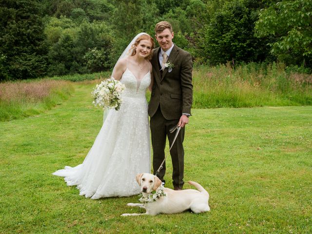 Tom and Elsie&apos;s Wedding in Liskeard, Cornwall 59