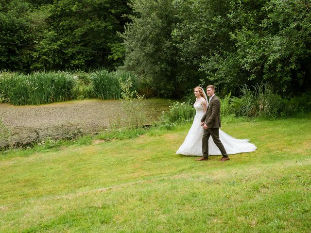 Tom and Elsie&apos;s Wedding in Liskeard, Cornwall 73