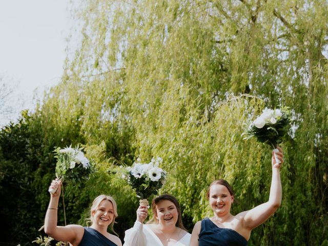 Adam and Elli's Wedding in Kingston Upon Hull, East Riding of Yorkshire 21