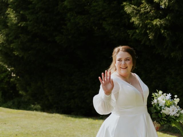 Adam and Elli's Wedding in Kingston Upon Hull, East Riding of Yorkshire 28