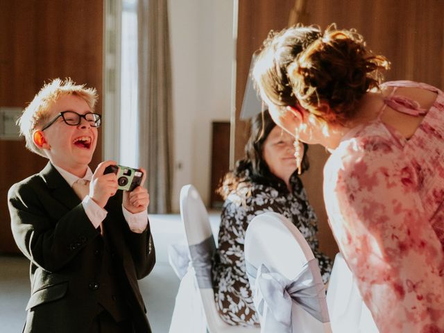 Adam and Elli's Wedding in Kingston Upon Hull, East Riding of Yorkshire 30