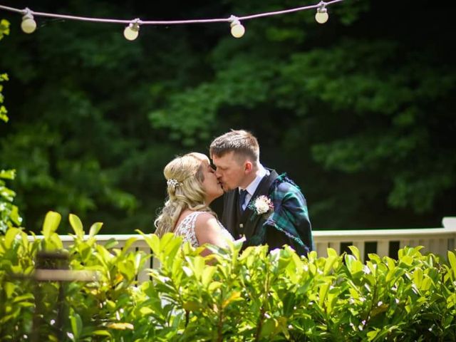 Scott  and Sarah's Wedding in Sheffield, South Yorkshire 3