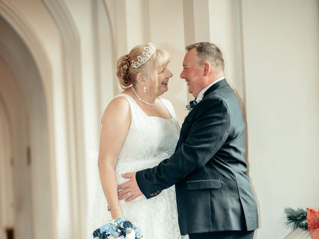 Veronica and Mark&apos;s Wedding in Worcester, Worcestershire 3