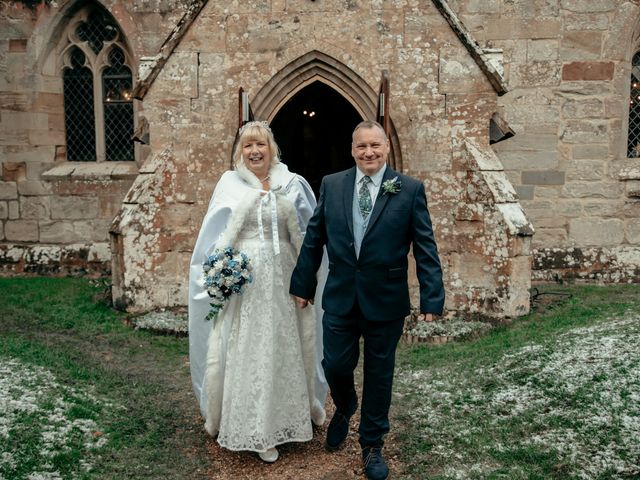Veronica and Mark&apos;s Wedding in Worcester, Worcestershire 7