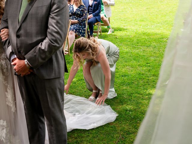 Dean and Jessica&apos;s Wedding in Liskeard, Cornwall 3