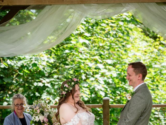 Dean and Jessica&apos;s Wedding in Liskeard, Cornwall 7