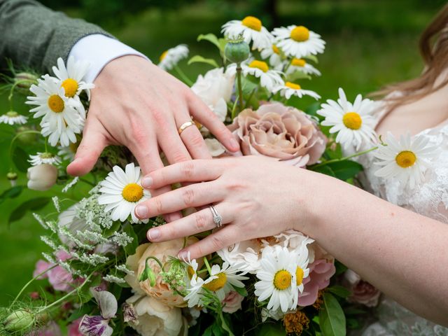 Dean and Jessica&apos;s Wedding in Liskeard, Cornwall 24