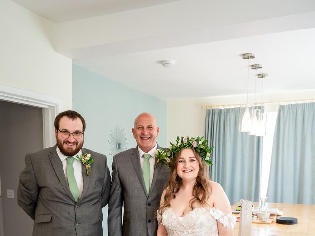 Dean and Jessica&apos;s Wedding in Liskeard, Cornwall 55