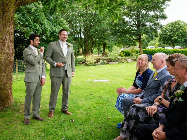 Dean and Jessica&apos;s Wedding in Liskeard, Cornwall 60