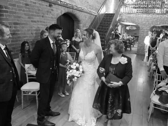 Craig and Nikki's Wedding in Holbeach, Lincolnshire 9