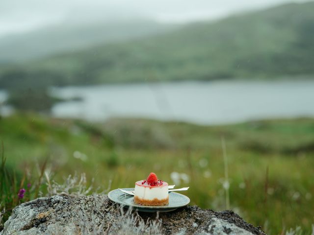 Lukas and Hanna's Wedding in Lochinver, Highlands 9