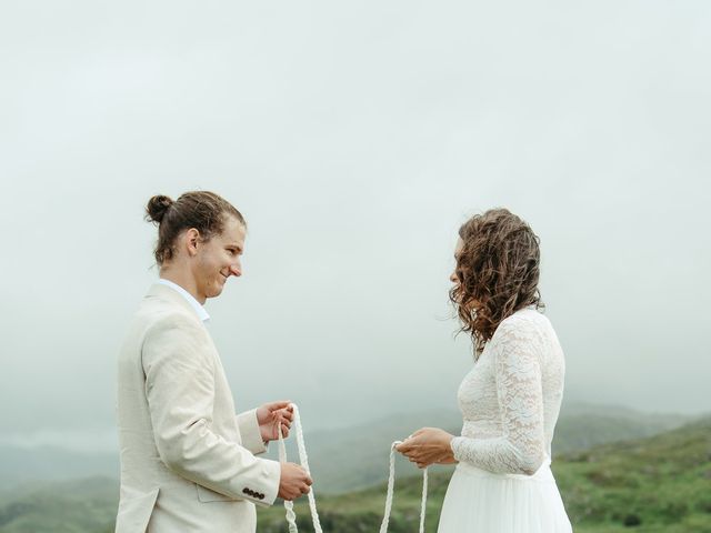 Lukas and Hanna's Wedding in Lochinver, Highlands 11