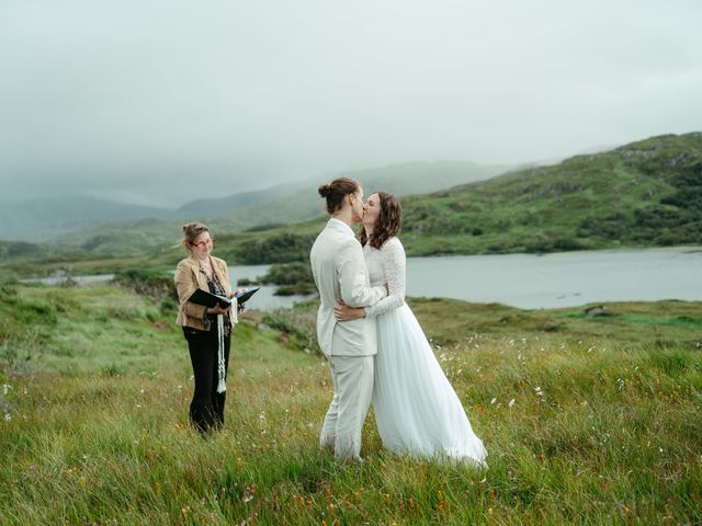 Lukas and Hanna's Wedding in Lochinver, Highlands 14
