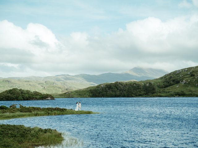 Lukas and Hanna's Wedding in Lochinver, Highlands 20