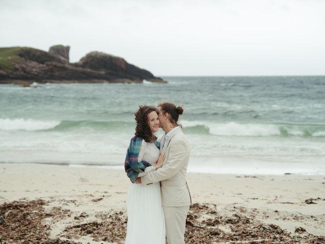 Lukas and Hanna's Wedding in Lochinver, Highlands 28