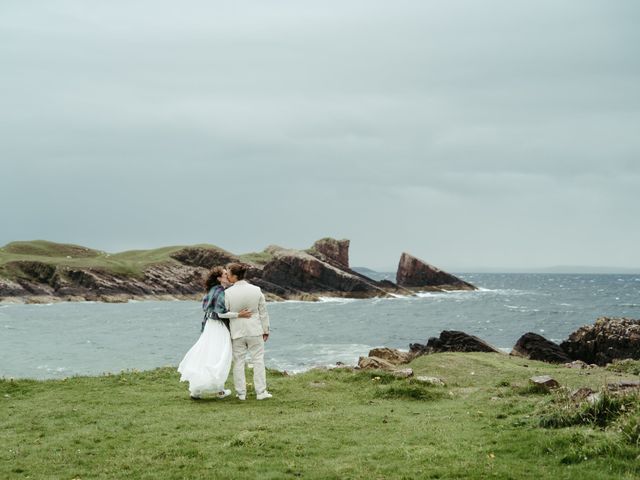 Lukas and Hanna's Wedding in Lochinver, Highlands 37