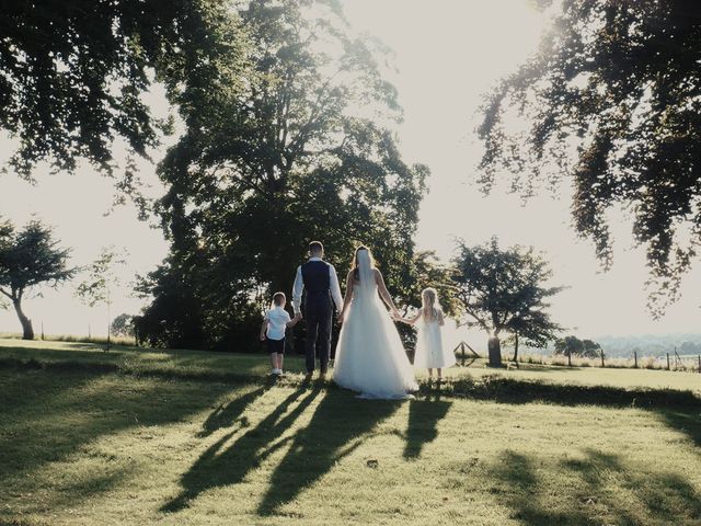 James and Hannah&apos;s Wedding in Blagdon, Somerset 14