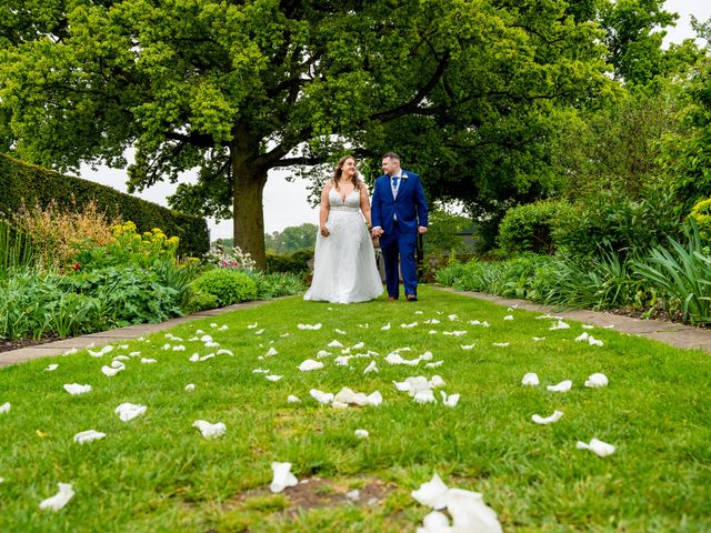 Callum and Alice&apos;s Wedding in Rickmansworth, Hertfordshire 27