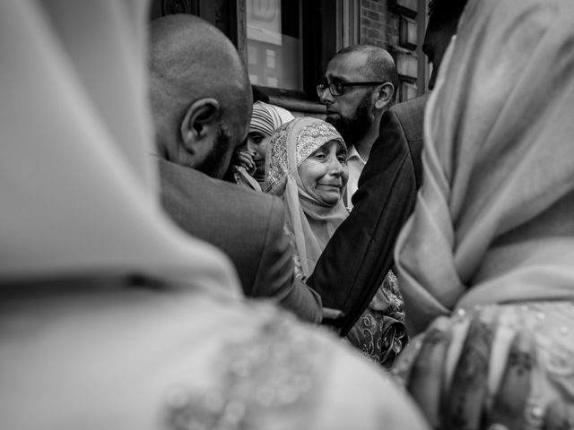 Sana and Muhammad&apos;s Wedding in Birmingham, West Midlands 29