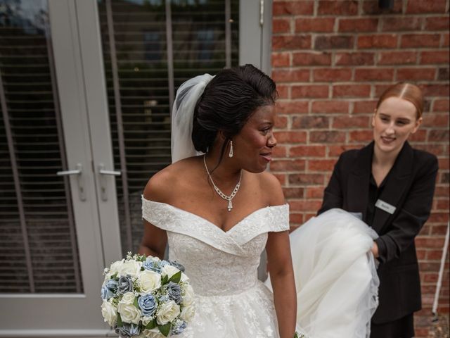 Robert and Sharone's Wedding in Hull, East Riding of Yorkshire 5