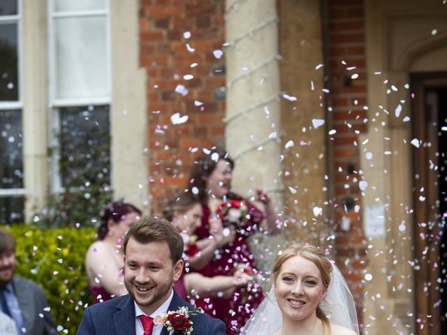 Chris and Jess&apos;s Wedding in Aylesbury, Buckinghamshire 3