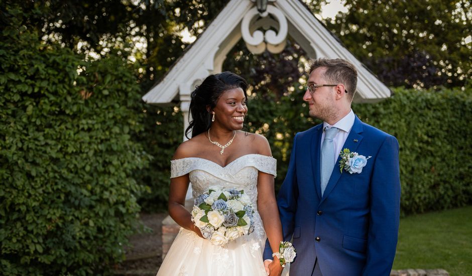 Robert and Sharone's Wedding in Hull, East Riding of Yorkshire