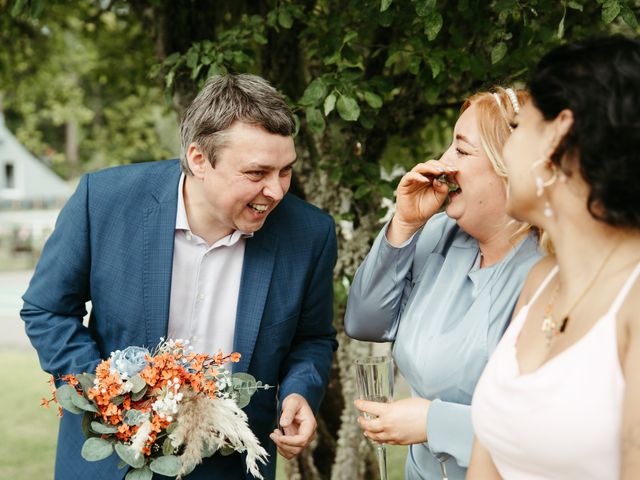 Kieran and Becki's Wedding in Culloden Inverness, Highlands 28