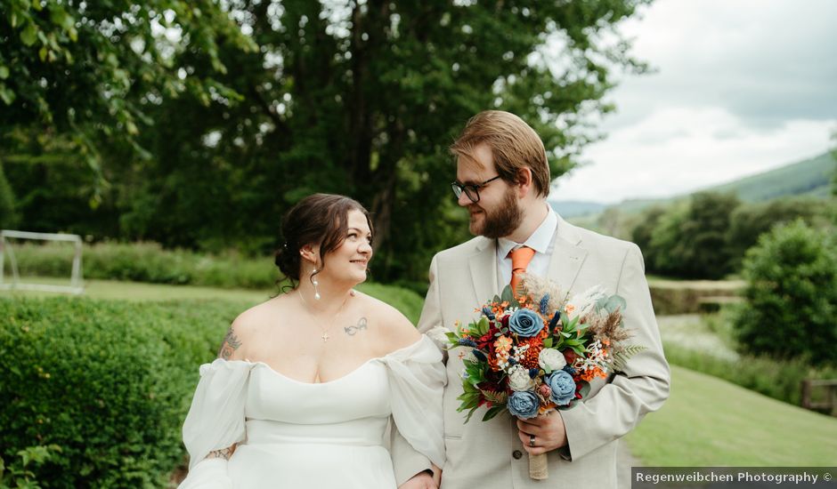 Kieran and Becki's Wedding in Culloden Inverness, Highlands
