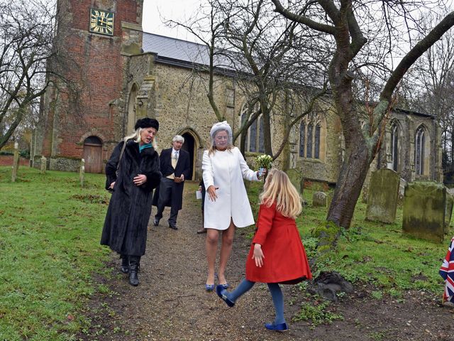 Peter and Georgina's Wedding in King's Lynn, Norfolk 15