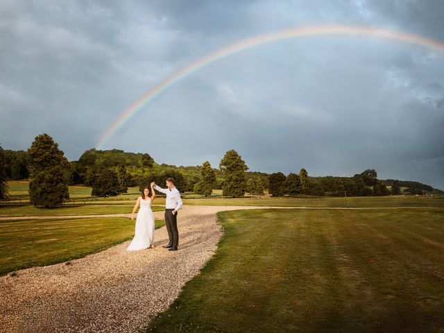 Rob and Harriet&apos;s Wedding in Reading, Berkshire 32