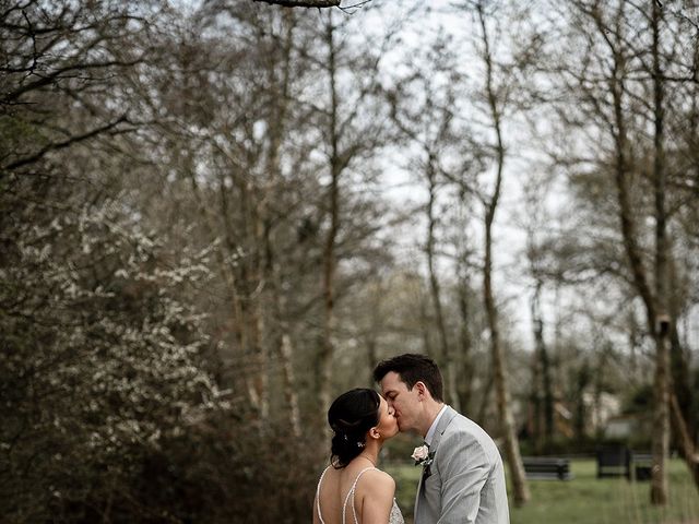 Wayne and Sam&apos;s Wedding in Fareham, Hampshire 33