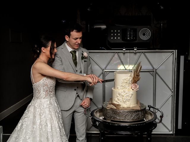 Wayne and Sam&apos;s Wedding in Fareham, Hampshire 41