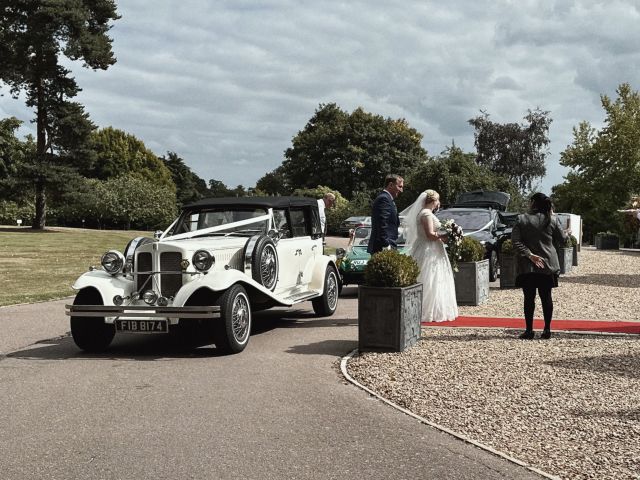 Jayne  and Mark's Wedding in Betchworth, Surrey 8