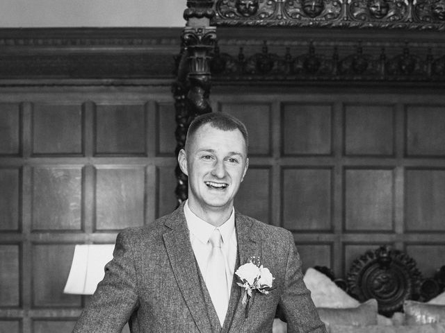 Joe and Morgan's Wedding in Saltburn-by-the-Sea, North Yorkshire 12