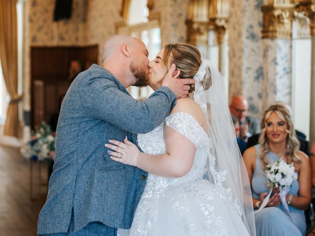 Joe and Morgan's Wedding in Saltburn-by-the-Sea, North Yorkshire 37