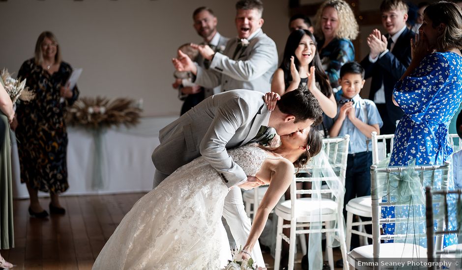 Wayne and Sam's Wedding in Fareham, Hampshire
