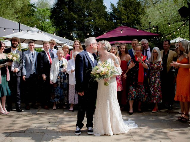 Steve and Ali&apos;s Wedding in Cirencester, Gloucestershire 18