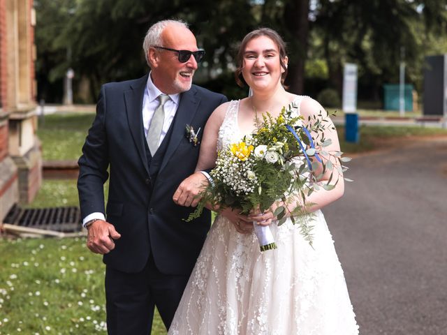 Joshua and Lucy's Wedding in Bromsgrove, Worcestershire 4