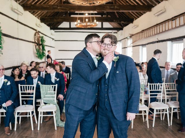 Finn and Megan's Wedding in Maidenhead, Berkshire 6