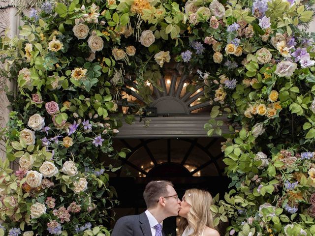 Mason and Katie's Wedding in Kensington &amp; Chelsea, West London 28