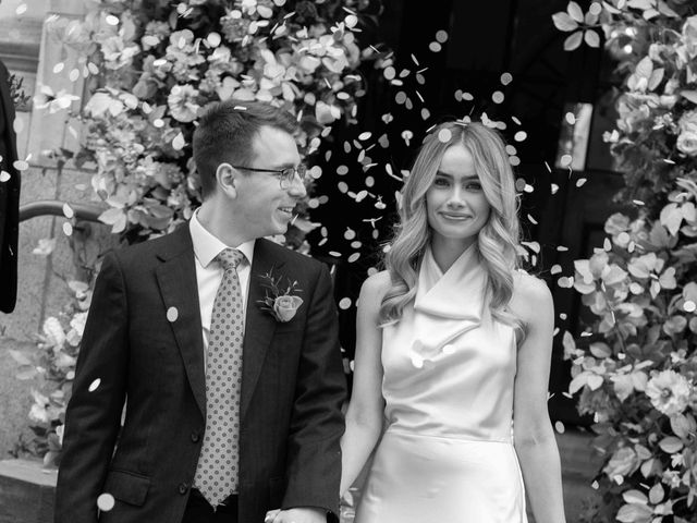 Mason and Katie's Wedding in Kensington &amp; Chelsea, West London 32