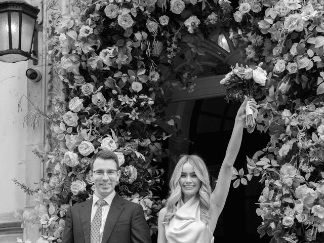Mason and Katie's Wedding in Kensington &amp; Chelsea, West London 34